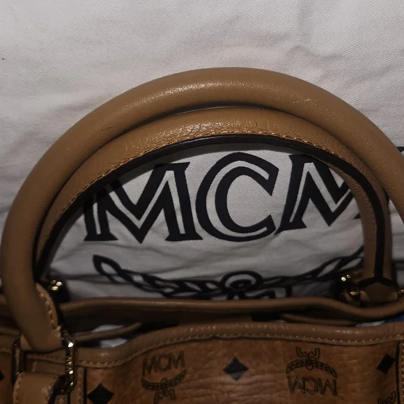 MCM Cognac Visetos Shoulder Bag - Picture 3 of 8